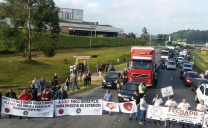 Manifestação contra a BRF tem bloqueio de rodovia em São Paulo